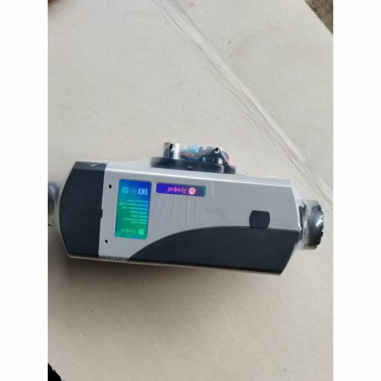 

Автономный отопитель салона Лунфей LF Bros 5 квт на 12V