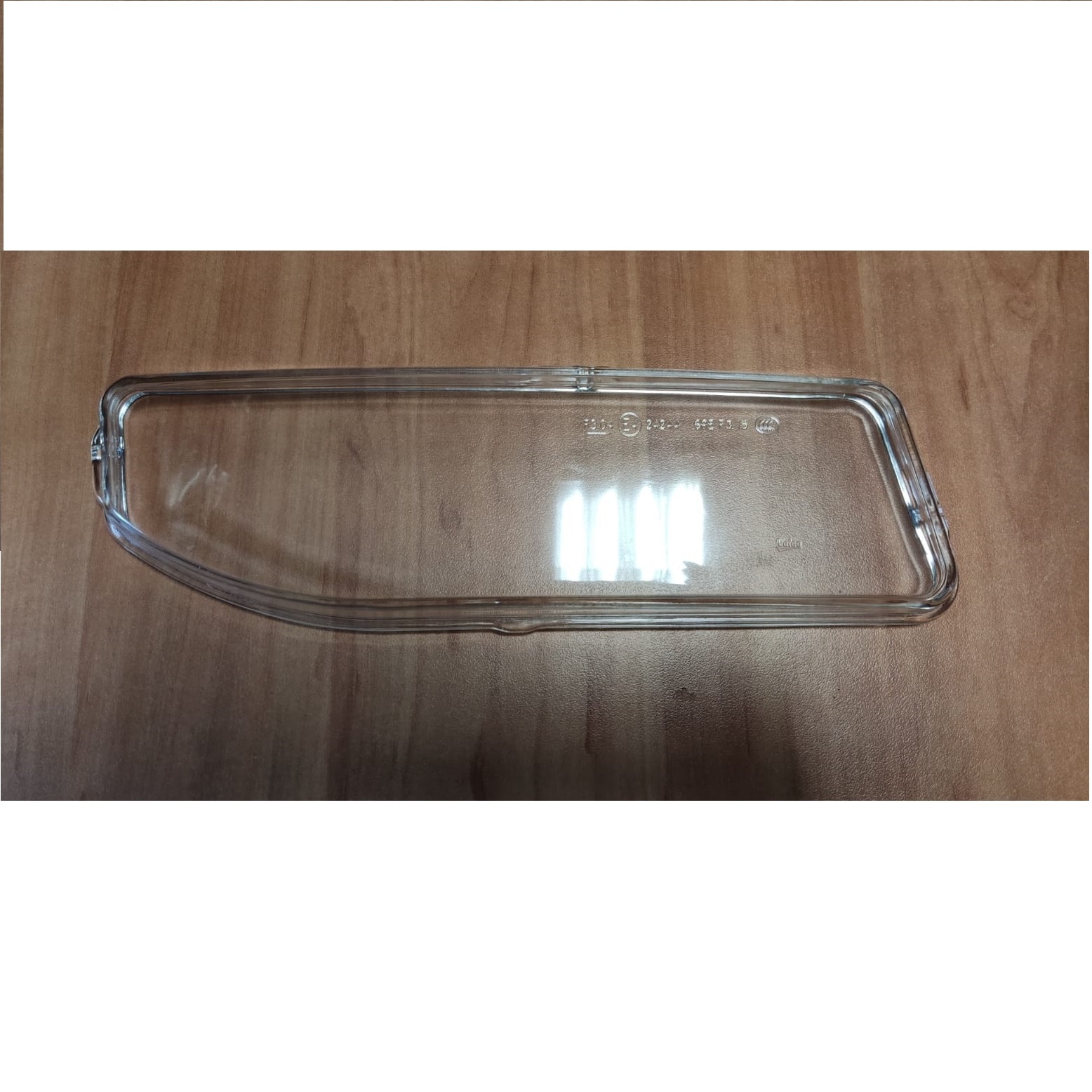 

Стекло противотуманной фары Nissan Qashqai 17-, X-Trail 17-, Serena 17-, Note 17-, Leaf 17