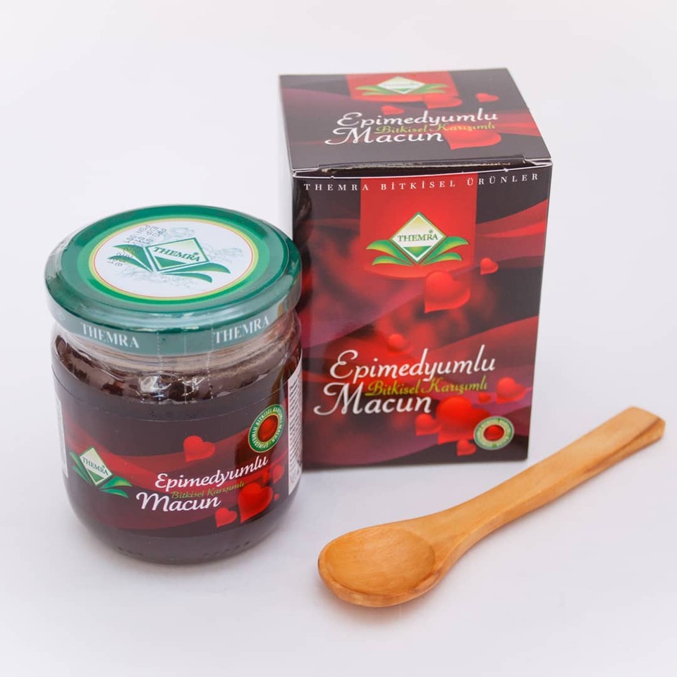 Бисексуал күйеуі мен әйелі әрбір тесікке кіріп кетеді.