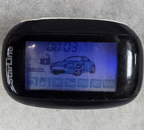 Жк брелок для сигнализации StarLine b64 старлайн б\у