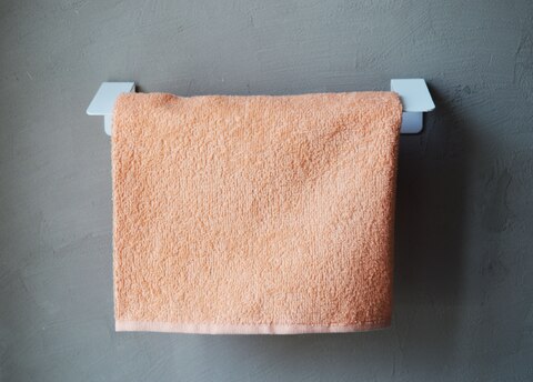 Держатель для полотенец металлический 30 -40 см / Вешалка для полотенец настенная для ванной комнаты или кухни