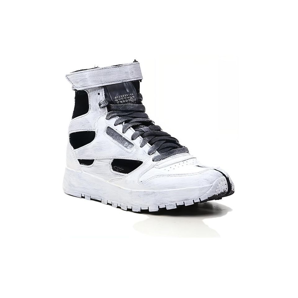 maison margiela x classic leather tabi whiteout