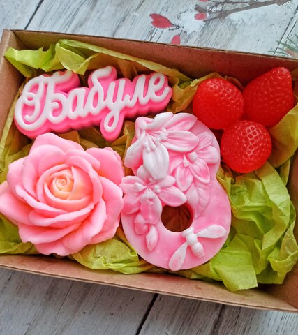 мыло ручной работы,подарок,бабушке,8 марта,роза из мыла, набор,праздник, любимой бабушке, мыльные розы цветок