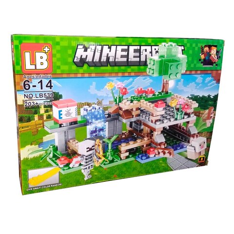Конструктор Minecraft My World Игрушки для детей Майнкрафт совместим с Лего. Развивающие моторику игрушки. 878 деталей комплект.