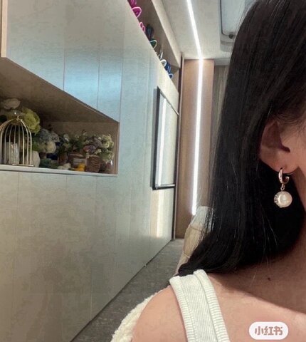 серьги в стил Chanel copy 1:1 Простой дизайн, модный и универсальный, подойдет для любого случая и в качестве подарка
