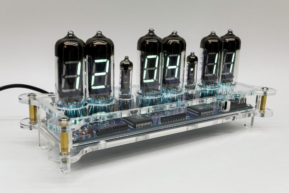 Настольные часы на 6 лампах ИВ-11 VFD. Деревянный или пластиковый
