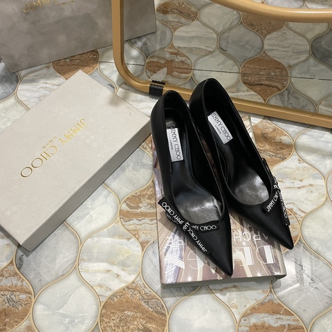 JIMMY CHOO ブラック ポインテッドトゥ フラットシューズ　新品未使用 ☆2.6万値下げ☆【新品】タキマキさん愛用ジミーチュウフラット