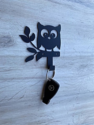 Ключница,крючок,на стену для ванны,кухни.Прочный металлический.Сова