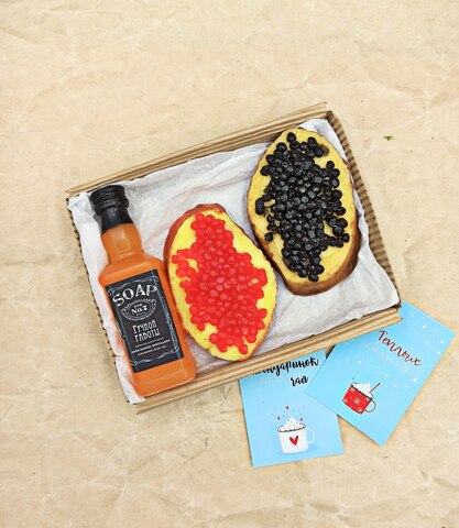 мыло ручной работы/ прикольный подарок мужчине с икрой, и бутылочкой, забавный веселый набор, день рождения, мужское мыло
