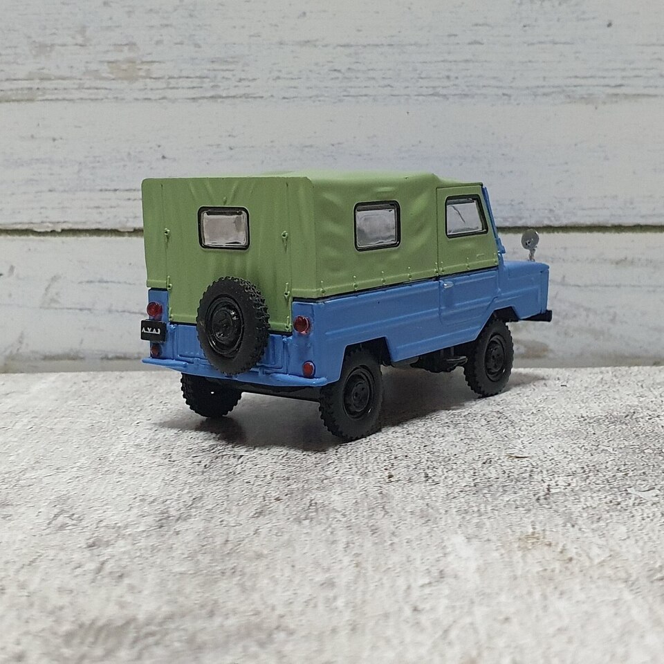 ЛуАЗ 969 «Волынь» | Deagostini | 1/43 Коллекционная модель