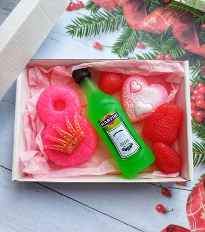 мыло ручной работы,набор,подарок девушке,8 марта,любовь,королеве,набор для женщины,подарок на 8 марта