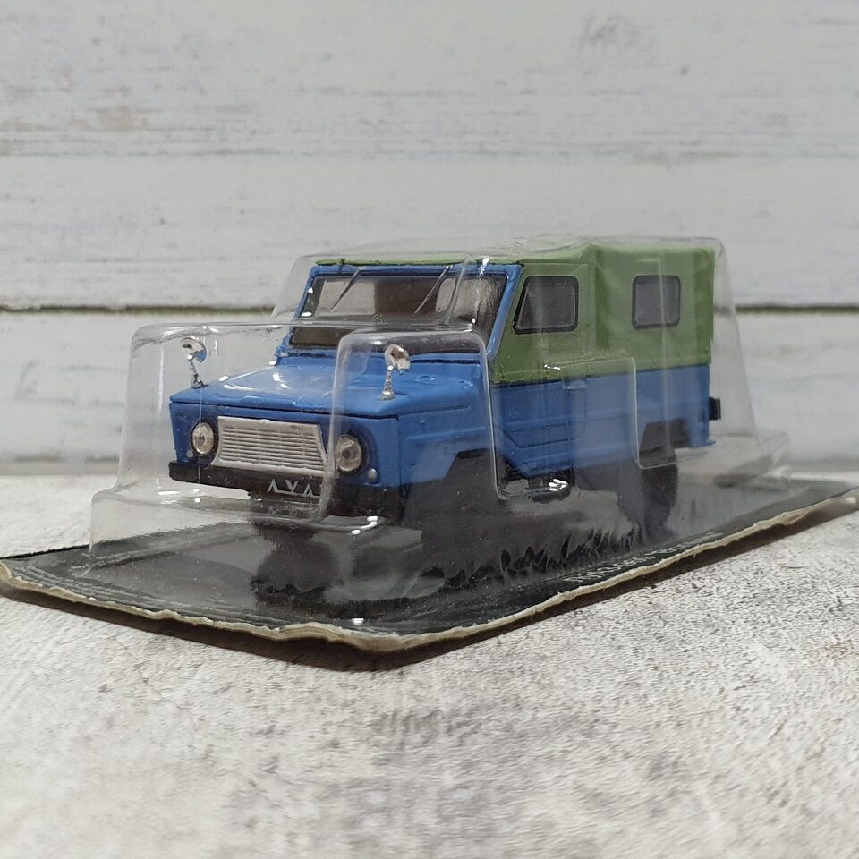 ЛуАЗ 969 «Волынь» | Deagostini | 1/43 Коллекционная модель