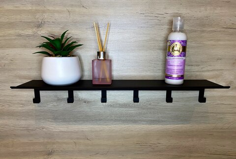 Полка металлическая с крючками для ванны, кухни или прихожей