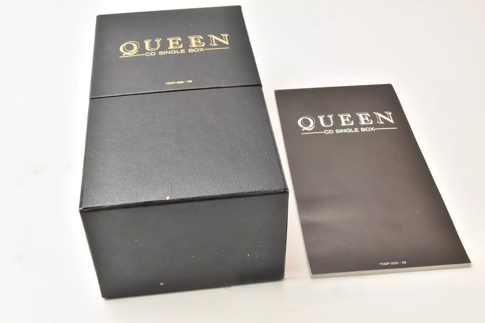 Queen. CD Single Box (12x3